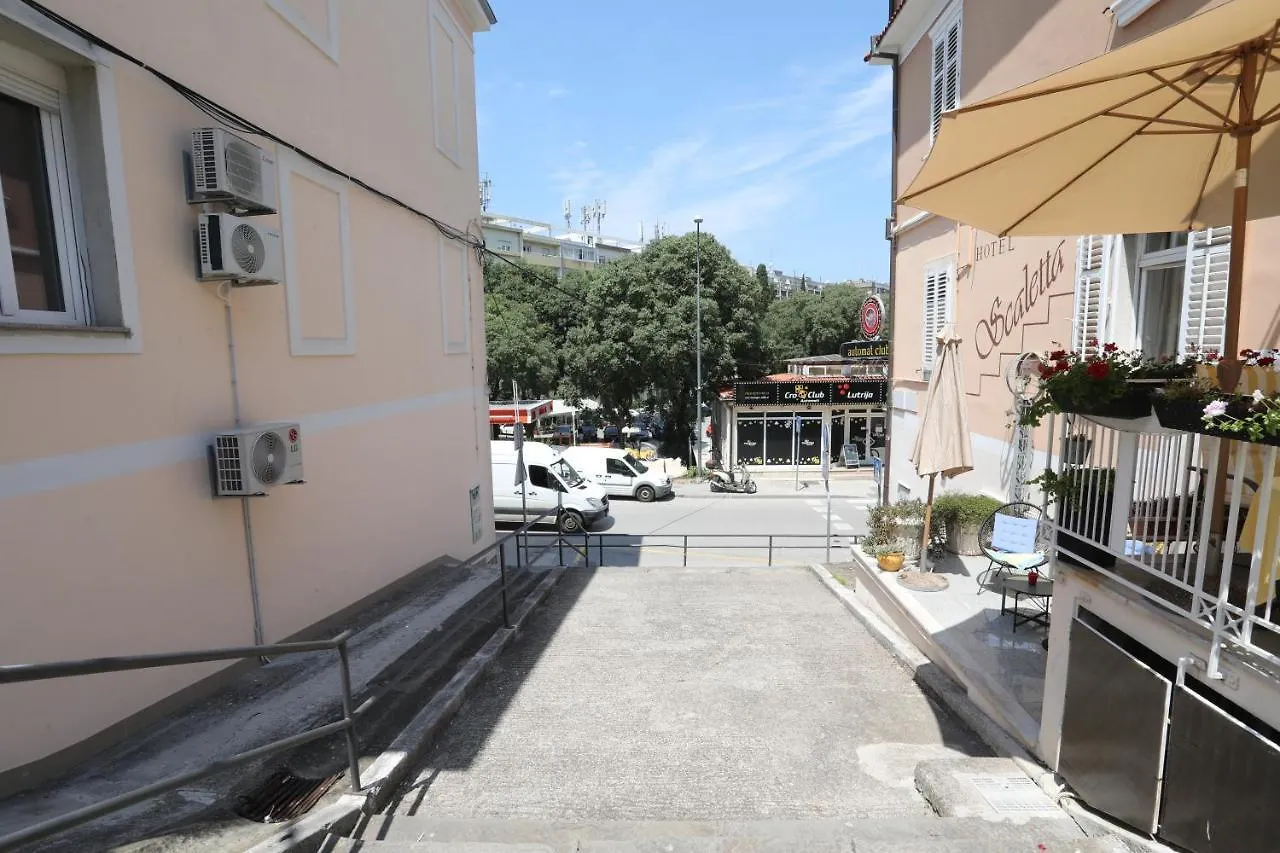 Apartman Kamala Pula 0*,  Kroatien