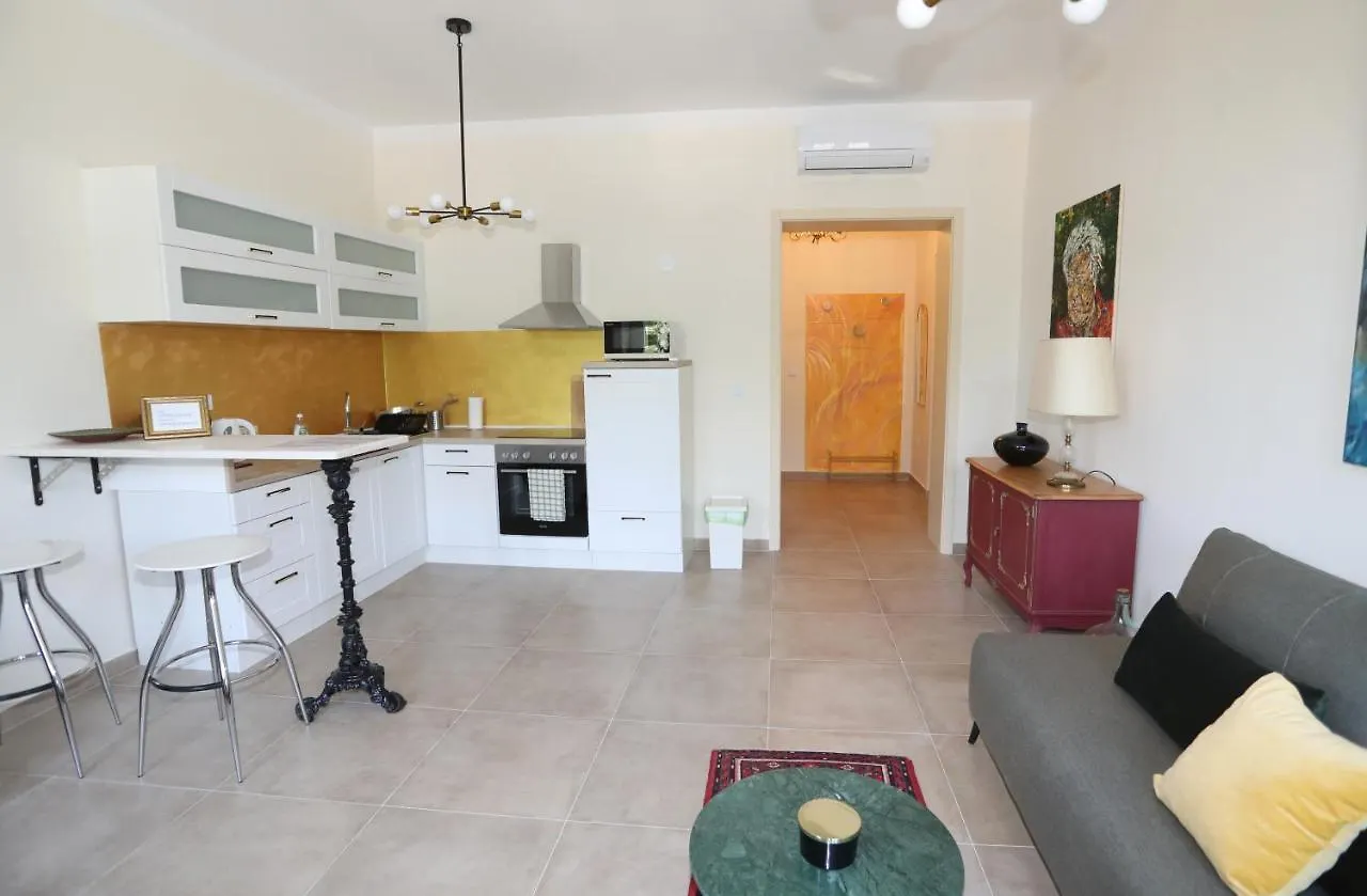 Apartman Kamala Πούλα 0*,