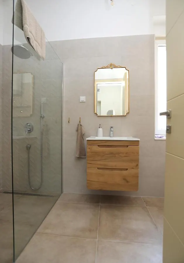 Apartman Kamala Πούλα Διαμέρισμα
